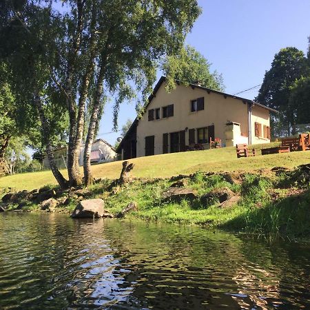 Maison Lac De Pareloup -Les Pieds Dans L'Eau- Arvieu Eksteriør bilde